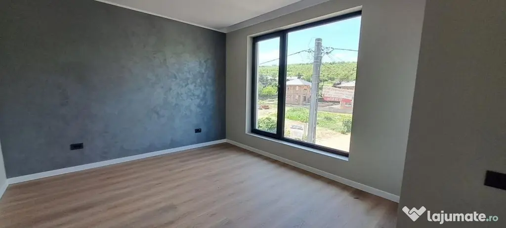 Visani , COMISION 0%, Casa P+1