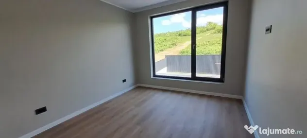 Visani , COMISION 0%, Casa P+1