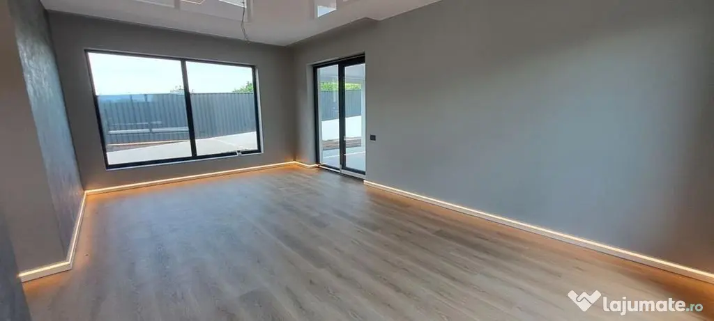Visani , COMISION 0%, Casa P+1
