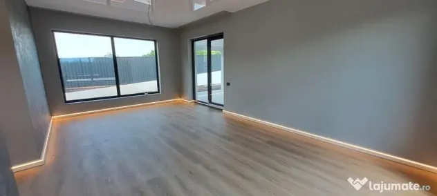 Visani , COMISION 0%, Casa P+1