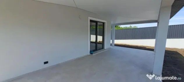 Visani , COMISION 0%, Casa P+1