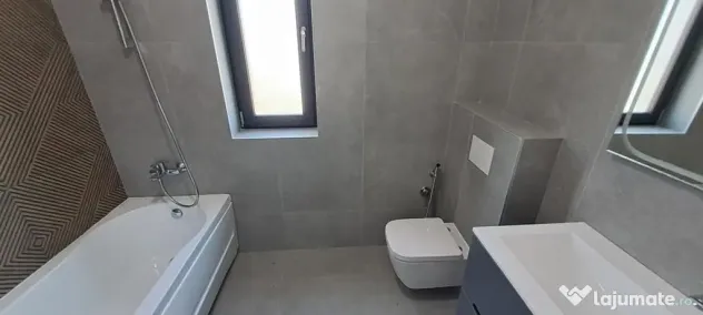 Visani , COMISION 0%, Casa P+1