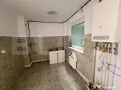 Apartament cu 2 camere decomandate, etajul 1, zona Primverii 