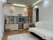 Podu Ros - Apartament 3 camere semidecomandat, MOBILAT ș... 