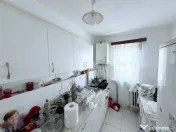 Apartament 2 camere foarte spatios la strada Primaverii 