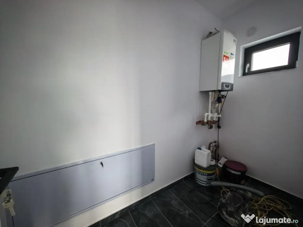 Casă individuală 3 camere 2 bai 313 mp teren Lunca Ceta...