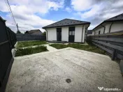 Casă individuală 3 camere 2 bai 313 mp teren Lunca Ceta... 
