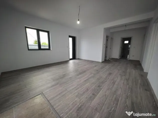 Casă individuală 3 camere 2 bai 313 mp teren Lunca Ceta...