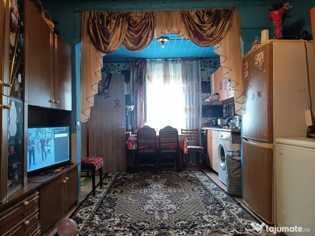 Vând apartament 2 camere in Apahida
