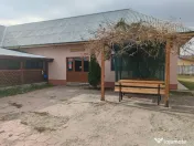 Spatiu comercial Sat Otetoaia, comuna Lunca Banului, Husi...