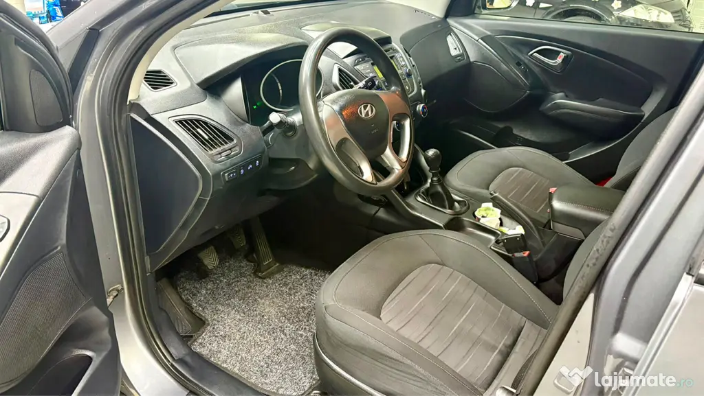 Hyundai ix35 (150000 km reali)