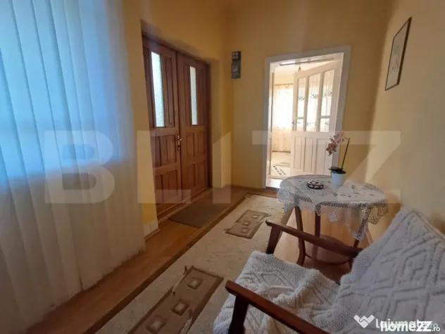 Casă de vânzare în Porumbeni – 20 de minute de Târgu M