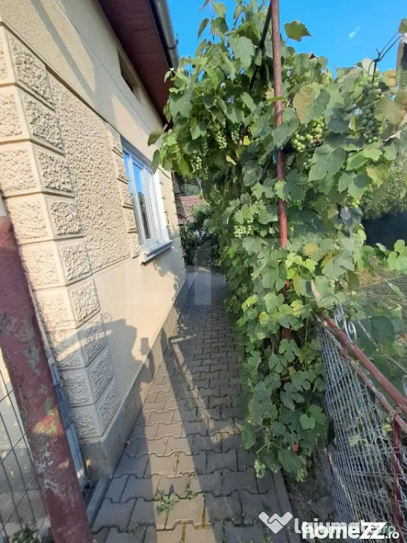 Casă de vânzare în Porumbeni – 20 de minute de Târgu M
