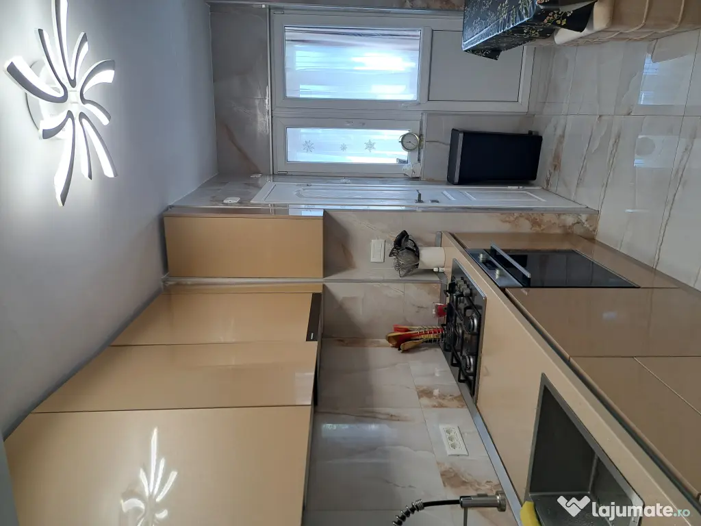 Apartament 4 camere