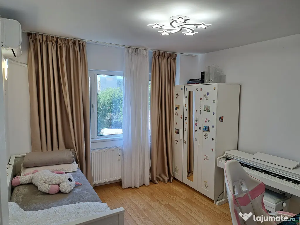 Apartament 4 camere
