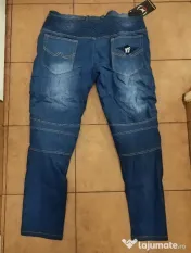 Pantaloni blugi moto Alpha Head, noi, cu protectii solduri si genunchi, marimea 44 