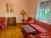 Apartament 3 camere la casă, mobilat, cu terasă și parcar 