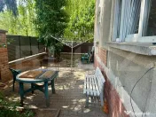 Apartament 3 camere la casă, mobilat, cu terasă și parcar 