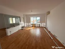 Zona Piața Alba Iulia | Spațiu / Apartament 3 Camere (7...
