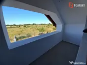Duplex cu 4 camere, teren individual de 259 mp si terasa de