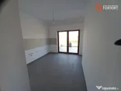 Duplex cu 4 camere, teren individual de 259 mp si terasa de