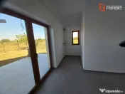 Duplex cu 4 camere, teren individual de 259 mp si terasa de