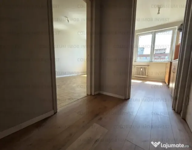 Apartament 2 camere | Semidecomandat | Centrul Civic