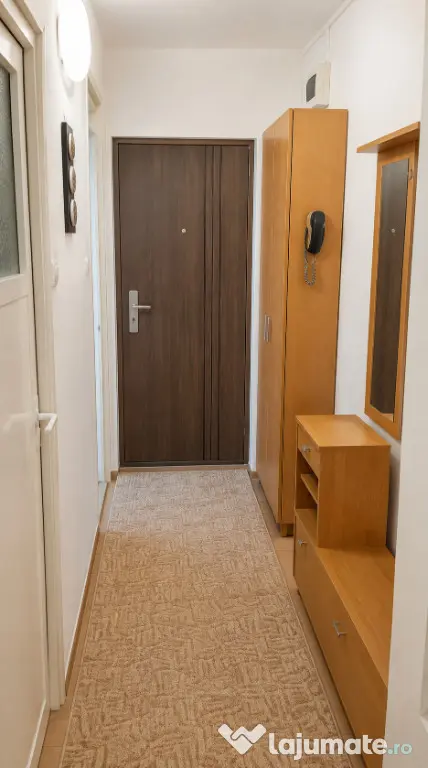 Apartament 2 camere, etaj 2/4, mobilat, utilat, zona Astra Piata!