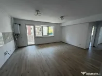 Apartament 3 camere, 66 mp, zona Teilor
