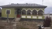 Casa cu 3 camere, mobilata, in comuna Saliste | Teren genero