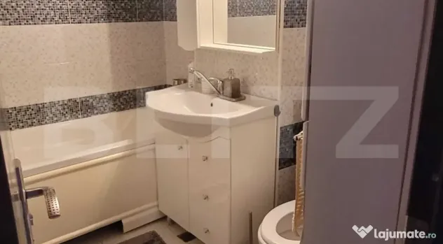 Apartament 3 camere, 64 mp, zona Materna