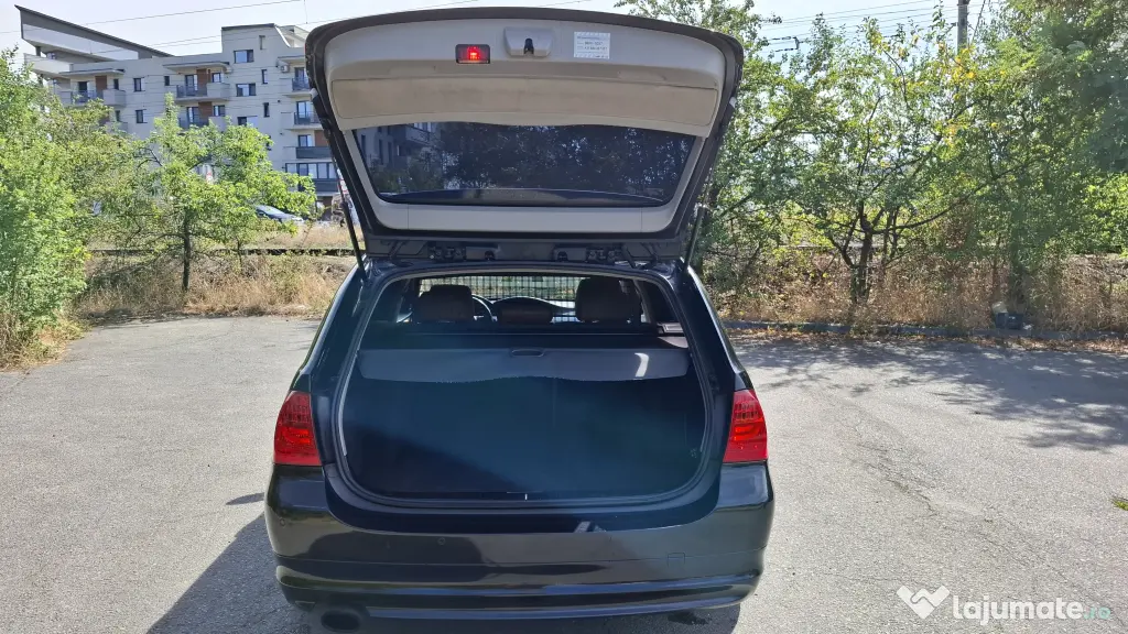 Vând BMW 318i e91 facelift Luxury Line