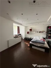 Garsoniera decomandata str De Mijloc Brasov COMISION 0%