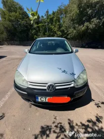 Vând Volkswagen golf V