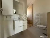 Vânzare / Închiriere Casă Înșiruită Lux – Zona Ce... 