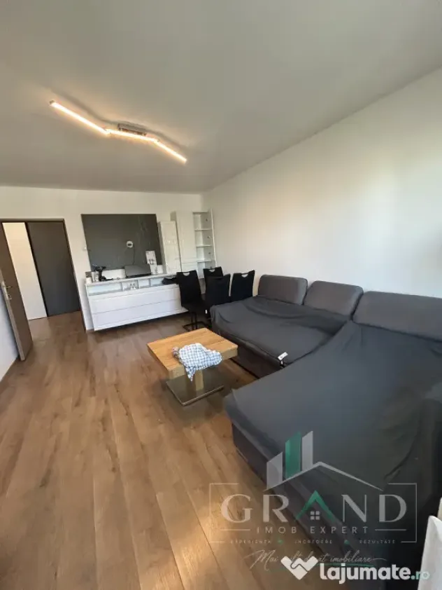 Apartament 3 camere 77mp | 2 balcoane | etaj intermediar | M