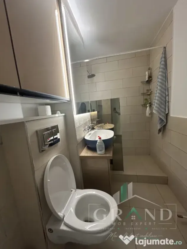 Apartament 3 camere 77mp | 2 balcoane | etaj intermediar | M