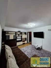 Tomis 3, de inchiriat 3 camere, mobilat, gaze, parcare