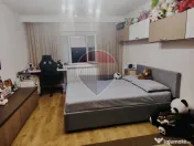 Apartament cu 3 camere de vânzare în zona Dragos Voda 