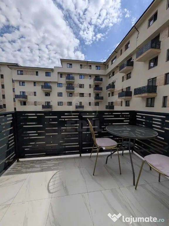 Inchiriere Apartament 3 camere semidecomandat, 60 mp, Razoare