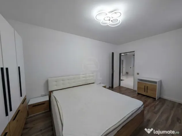 Inchiriere Apartament 3 camere semidecomandat, 60 mp, Razoare