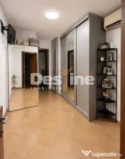 Apartament 3 camere decomandat – Zona Soarelui, Str. Or...