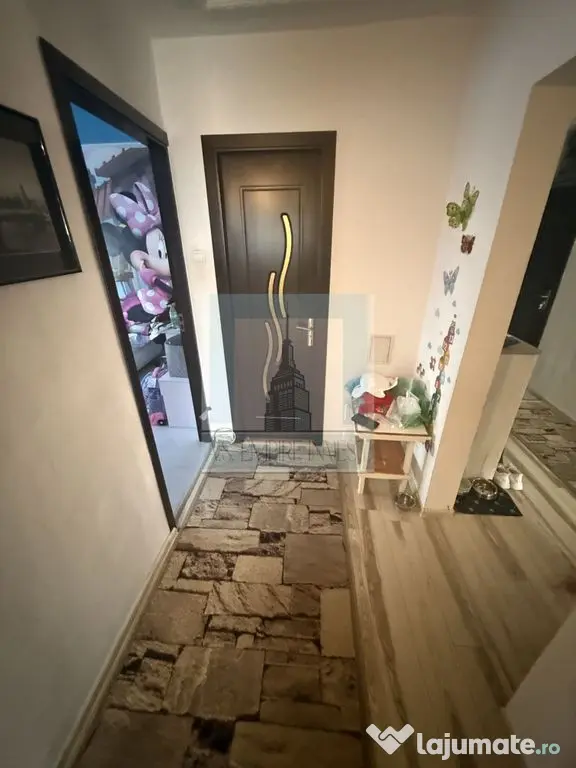 Apartament 3 camere , 84 mp utili,2 bai,2 balcone-zona Astra
