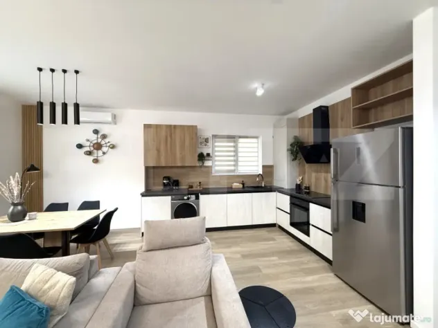 Casa individuala LUX de închiriat in zona Emerson, 90 mp, c