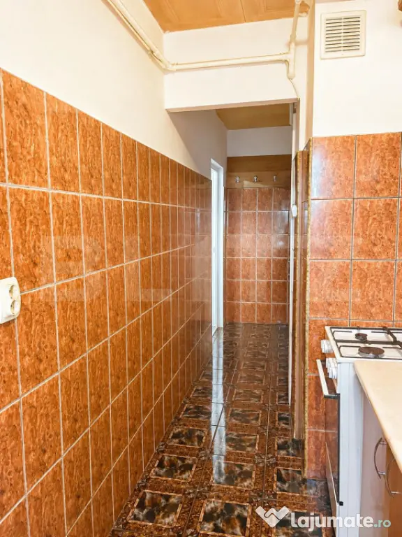 Apartament de inchiriat, 2 camere, 42 mp, zona Micro 3