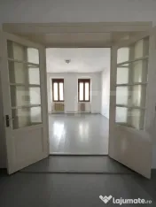 Casă cu Arhitectură Central-Europeană, 678 mp teren, Timi 