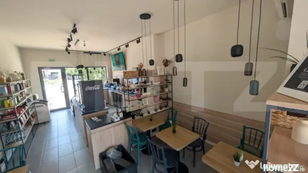 Se vinde afacere la cheie CAFE BAR— spațiu complet mobila