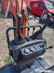 Miniexcavator Lubeck X12 nou 1200 kg ! Trei cupe si picon 