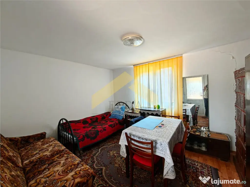 Casa cu teren 2504 mp de in localitatea Cuias, comuna Savar