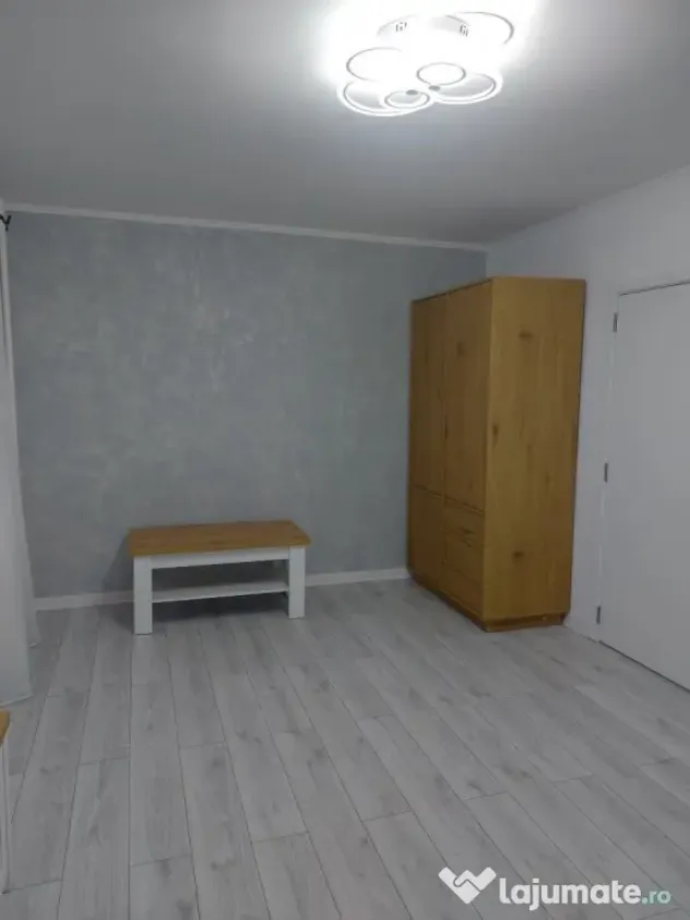 Piata sudului parter decomandat noua